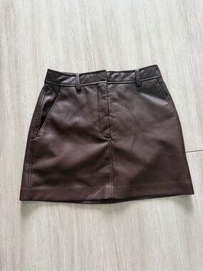 Aritzia Babaton brown leather skirt 4
